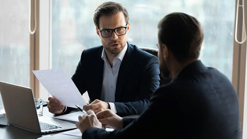 mejora-tu-estrategia-de-inversion-con-tu-asesor-financiero_P